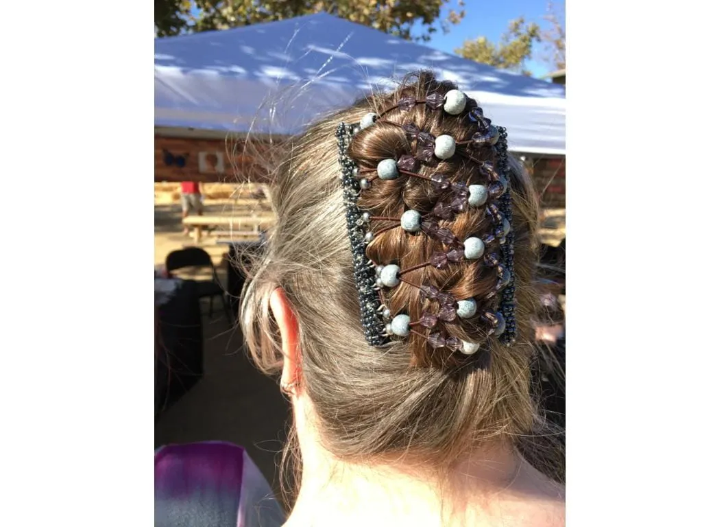 African Butterfly Wire Hair Clip - 11 Tong 357